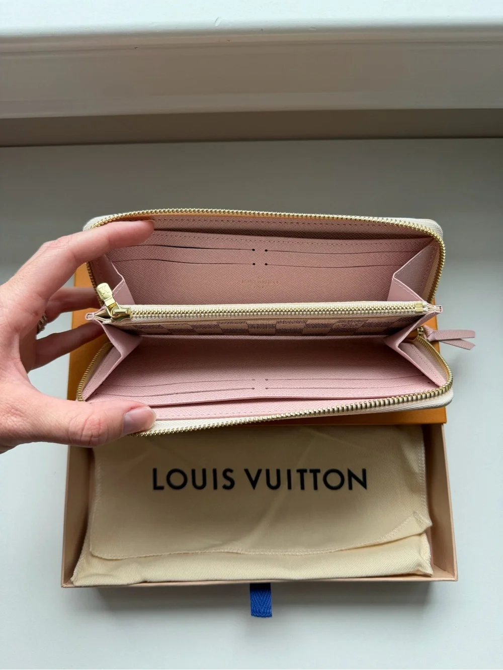 Louis Vuitton Damier Azur Clemence Wallet in White and Light Gray